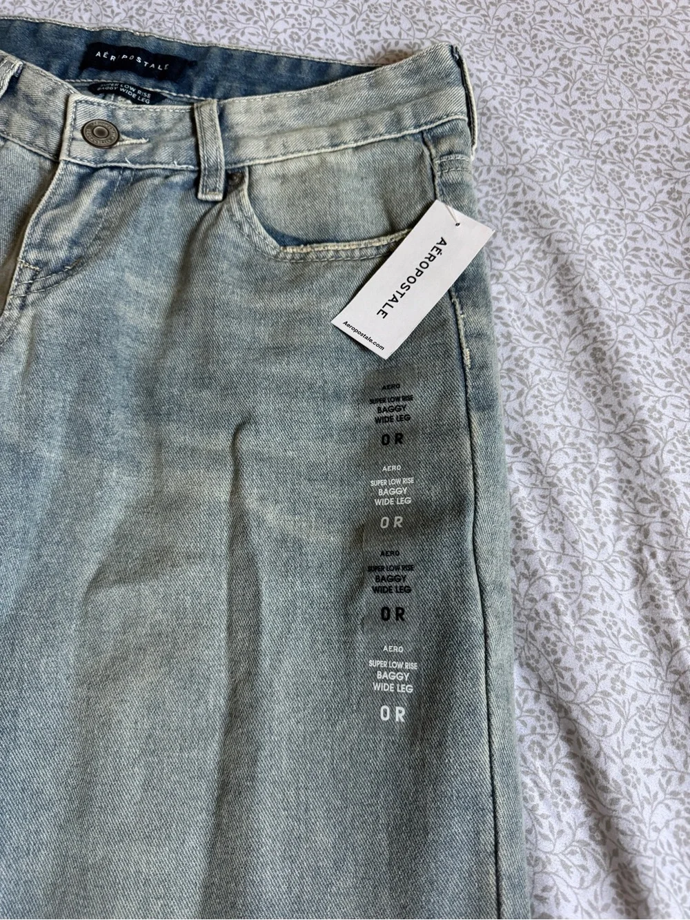 Aeropostale light wash